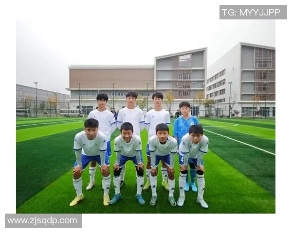 杭州足球队在足球意识排行榜中荣获第三名展现出强大实力与潜力